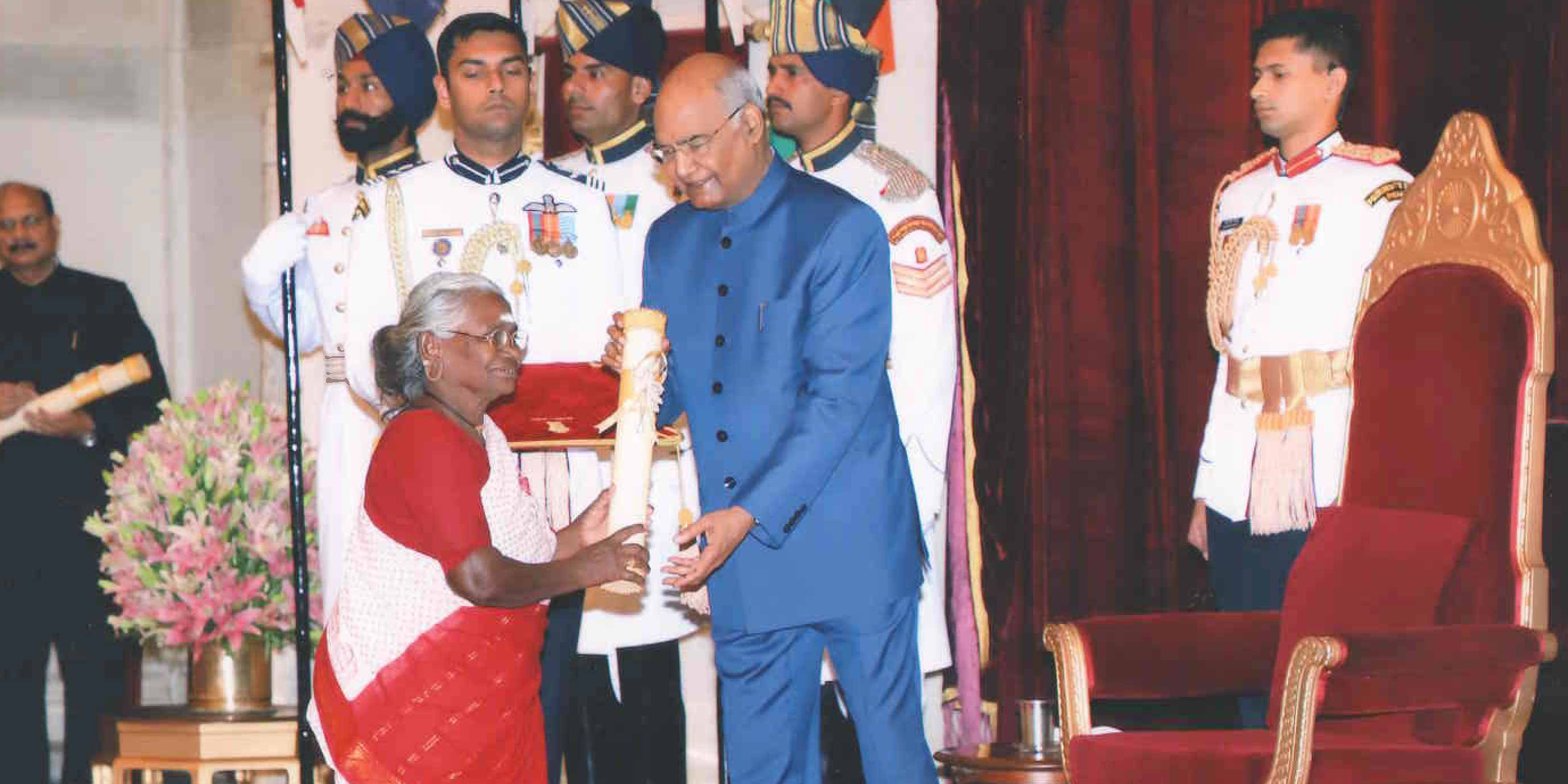 Our Kalanjiam Mutual Movement Leader<b>Smt Chinnapillai</b> is honored with 4th highest civilian award, Padma Shri by the presidents of India.